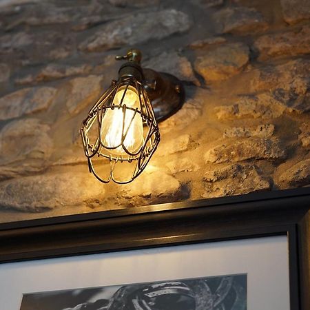 The Horseshoe Inn Crickhowell Exterior photo